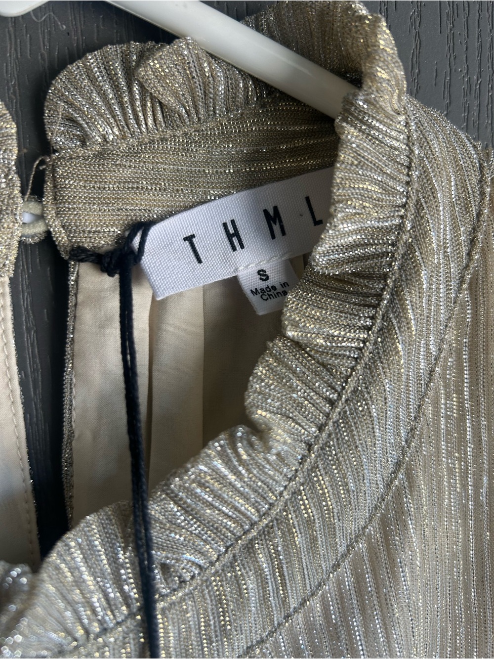 NWT - THML Metallic Ruffle Sleeve Top - Picture 4 of 4